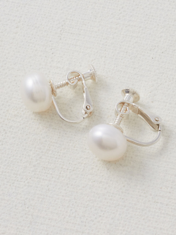 【Pisceans/ピッシェアンス】Freshwater pearl Earring(silver)