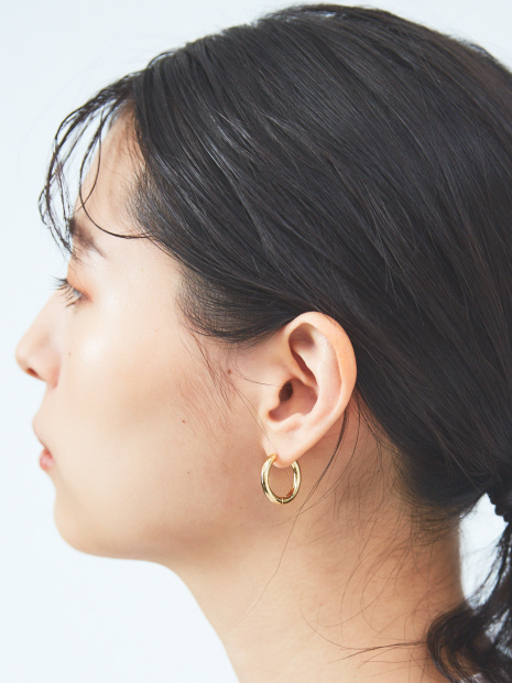 ラウンドリングピアス