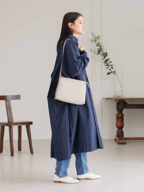【新色入荷】トラペーズショルダーバッグ