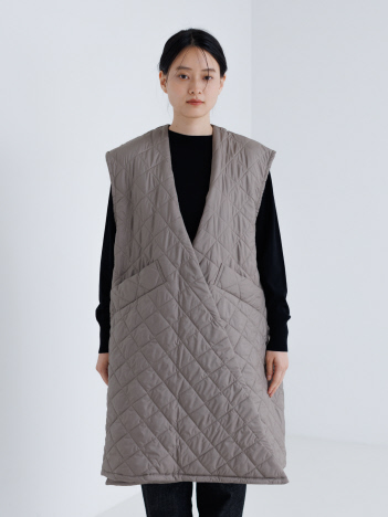 【Yarmo】 Quilted Gillet　キルティング ジレ