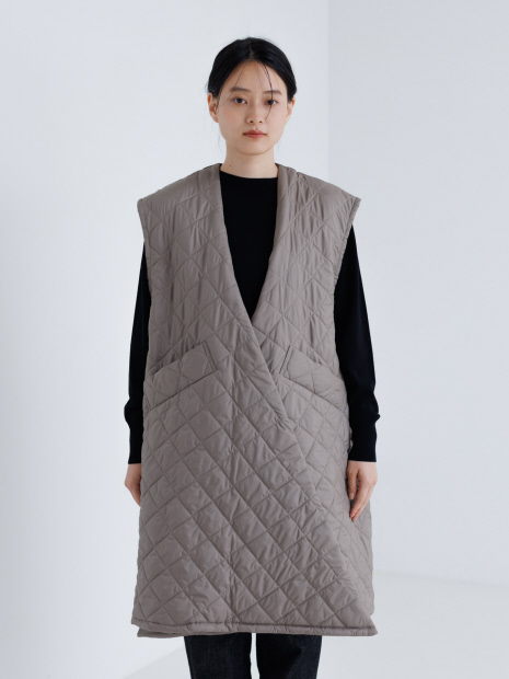 【Yarmo】 Quilted Gillet　キルティング ジレ