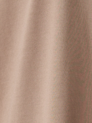 MATERIAL