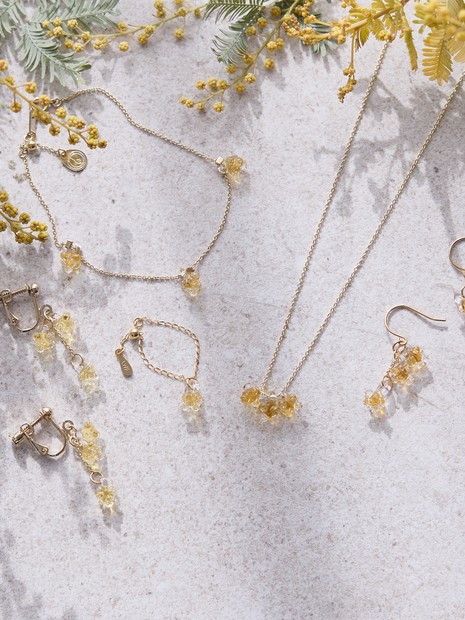 【HARIO Lampwork Factory】イヤリングひとふさのミモザ イエロー