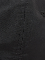MATERIAL