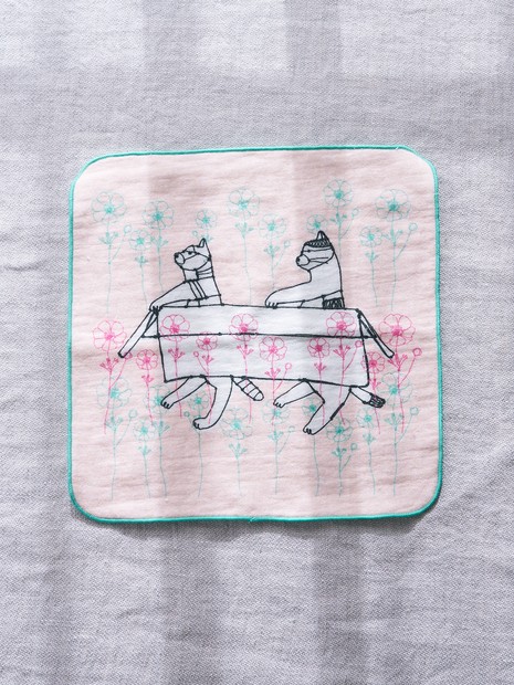 【＋HAyU fabric】猫柄 ガーゼタオルハンカチ 綿100%