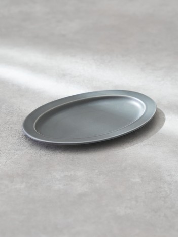 【SAKUZAN/サクザン】作山窯 Saraオーバルプレート M チャコールグレー