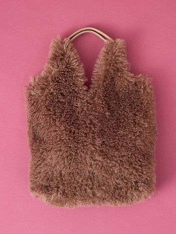 【WEB限定】Vラインフェイクファートートバッグ