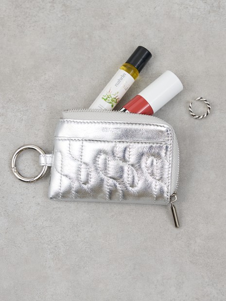 【WEB限定】【Beau're/ヴュレ】キルティング レザーフラグメントケース