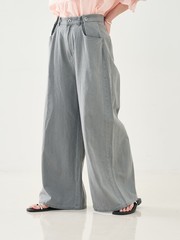 タックウエストデニムパンツ