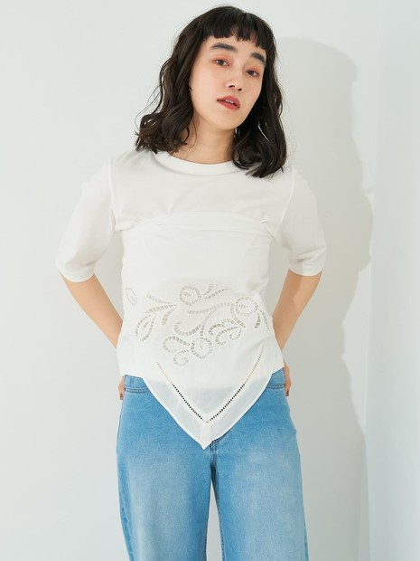 カットワーク刺繍トライアングルスカーフ