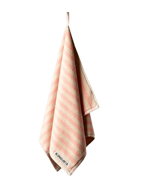 ピンクベージュ