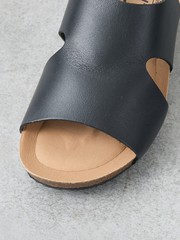 MATERIAL