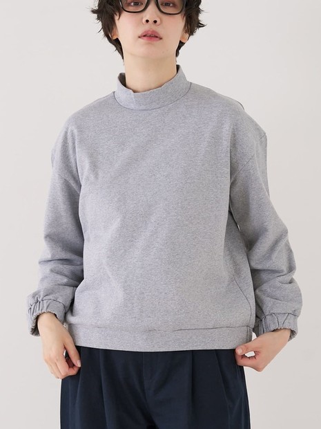 裏毛バックジップフォルムプルオーバー