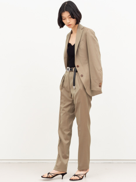 【GIULIVA HERITAGE COLLECTION】ベージュタックパンツ