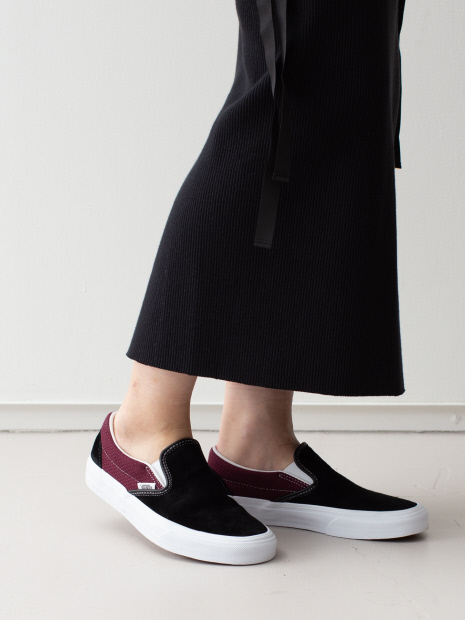 【VANS】CLASSIC SLIP-ON