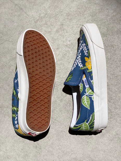 【VANS】CLASSIC SLIP-ON DX