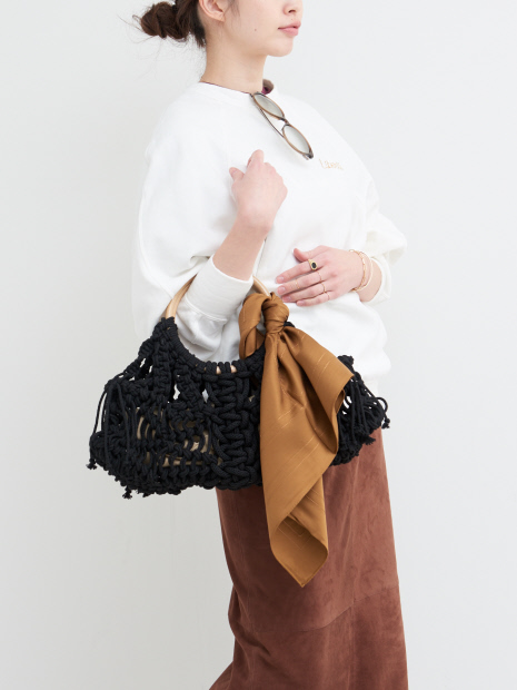 【TOTEME】pre:PANTELLRIA シルクスカーフ