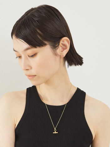 THE STORE by C' - 【TILLY SVEAAS】Mini Gold T-Bar On Trace Chain／トレースチェーンミニゴールドTバーネックレス