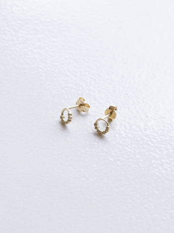 【CHRISTIANA KAFA】CRINO EARRING／ホワイトダイヤモンドピアス