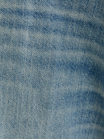 MATERIAL