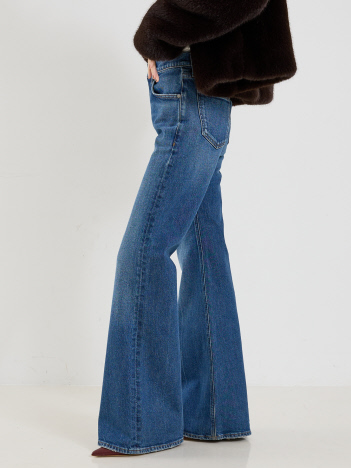 【Citizens of Humanity】KIMBERLY 70’S FLARE PETITE／フレアデニムパンツ【予約】