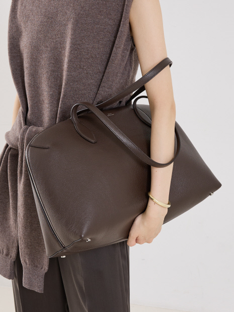【TOTEME】GRAINED LEATHER DAY TOTE／トートバッグ