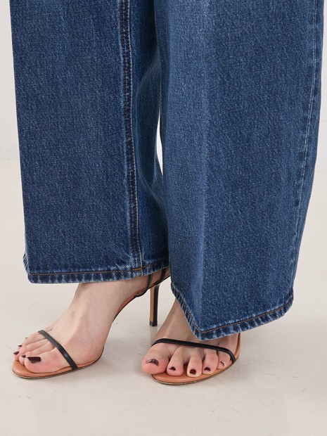 値下げ【THE TOÉ】ワイドレッグデニム TOTEME】WIDE LEG DENIM／ワイドレッグデニム｜THE STORE by C' / ザ