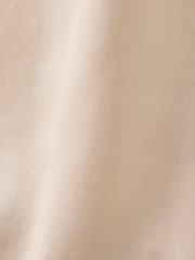 MATERIAL