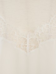 MATERIAL