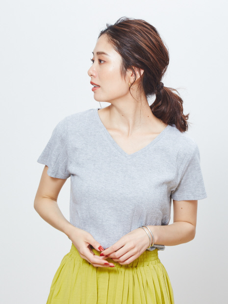 ecru【汗染み防止】テレコVネックTシャツ