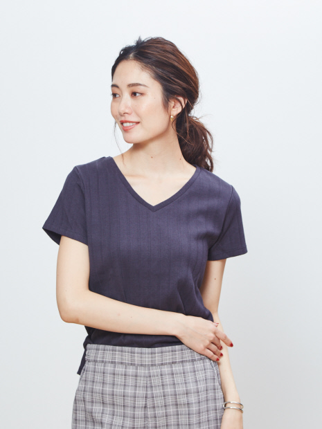 ecru【汗染み防止】テレコVネックTシャツ
