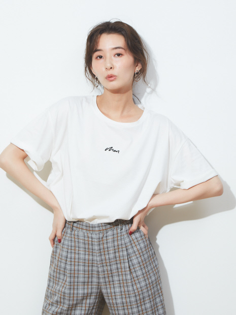 ecru ビッグサイズロゴTシャツ