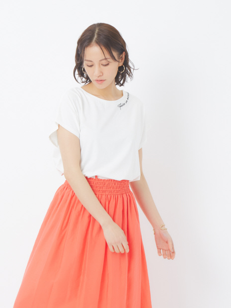 ecru 刺繍ロゴゆるTシャツ