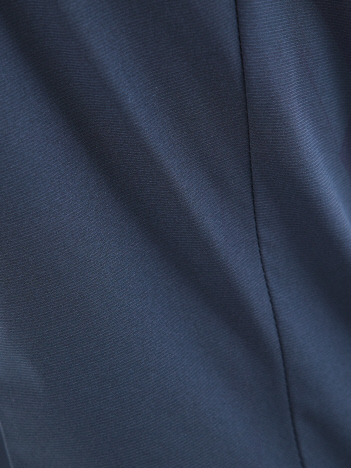 MATERIAL