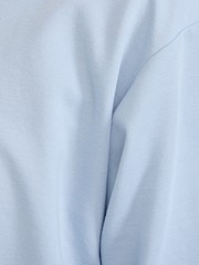 MATERIAL