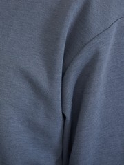 MATERIAL