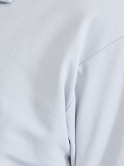 MATERIAL