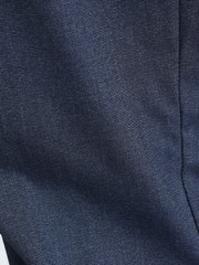 MATERIAL