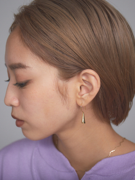 プリズムフープピアス