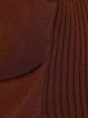 MATERIAL