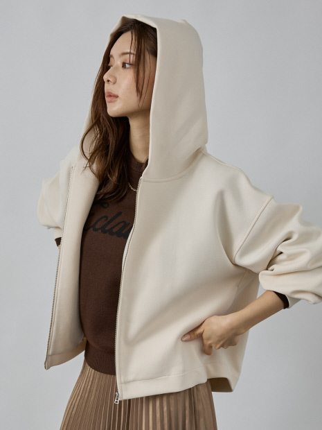 シルキーダンボールフーディー