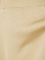 MATERIAL
