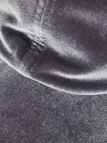 MATERIAL