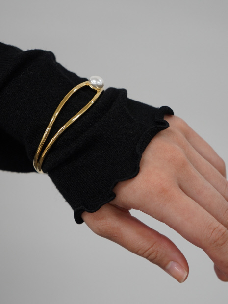 【NOVA】サージカルステンレス淡水パールバングル