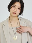 シェルモチーフタイネックレス