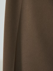 MATERIAL